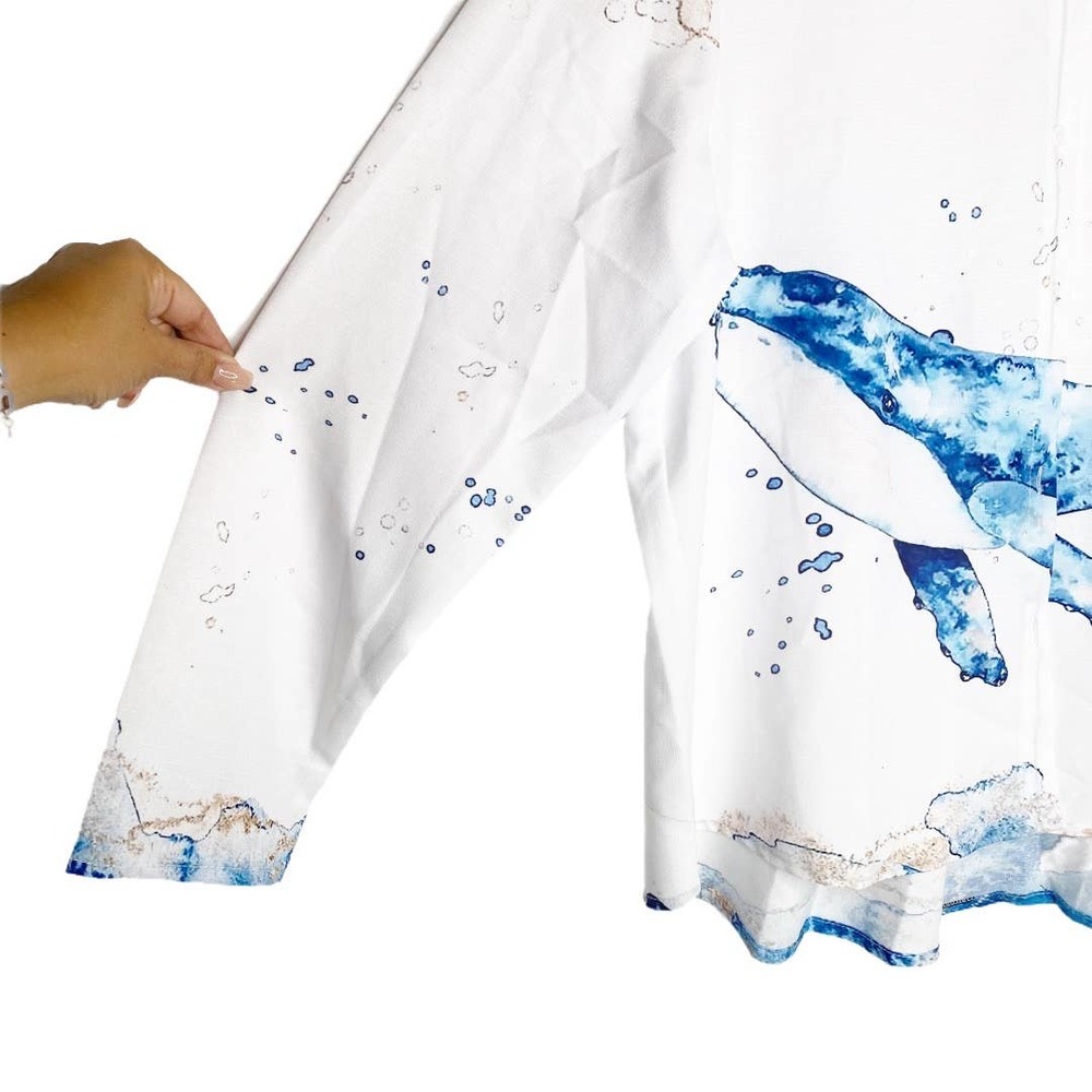 Women's Button Down Humpback Whale Shirt Medium - Picture 2 of 6